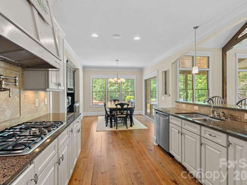 236 Tuskarora Trail, Mooresville, NC 28117.  MLS# CAR4370396, YatesRealty ID 22403. 