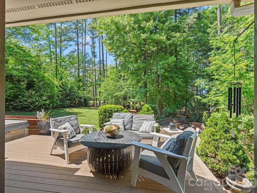 236 Tuskarora Trail, Mooresville, NC 28117.  MLS# CAR4370396, YatesRealty ID 22403. 