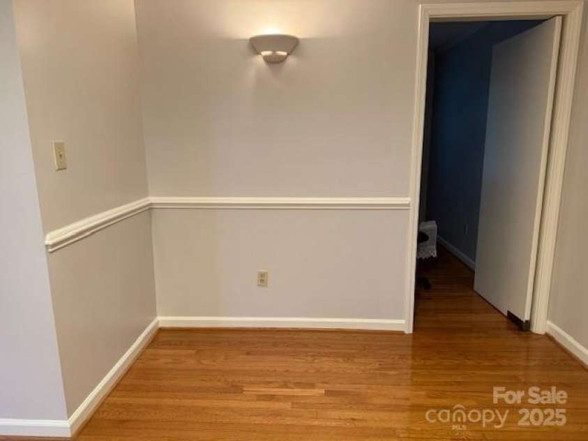 1116 Fieldstone Road, Mooresville, NC 28115.  MLS# CAR4271670, YatesRealty ID 22404. Breakfast Nook
