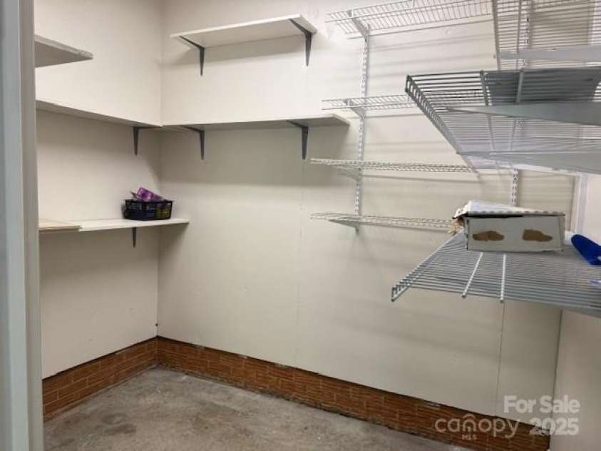 1116 Fieldstone Road, Mooresville, NC 28115.  MLS# CAR4271670, YatesRealty ID 22404. Storage in garage
