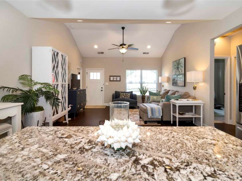 117 Franklin Street, Clover, SC 29710.  MLS# CAR4273936, YatesRealty ID 22405. 