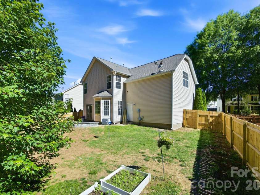 12928 Windy Lea Lane, Huntersville, NC 28078.  MLS# CAR4377036, YatesRealty ID 22405. 