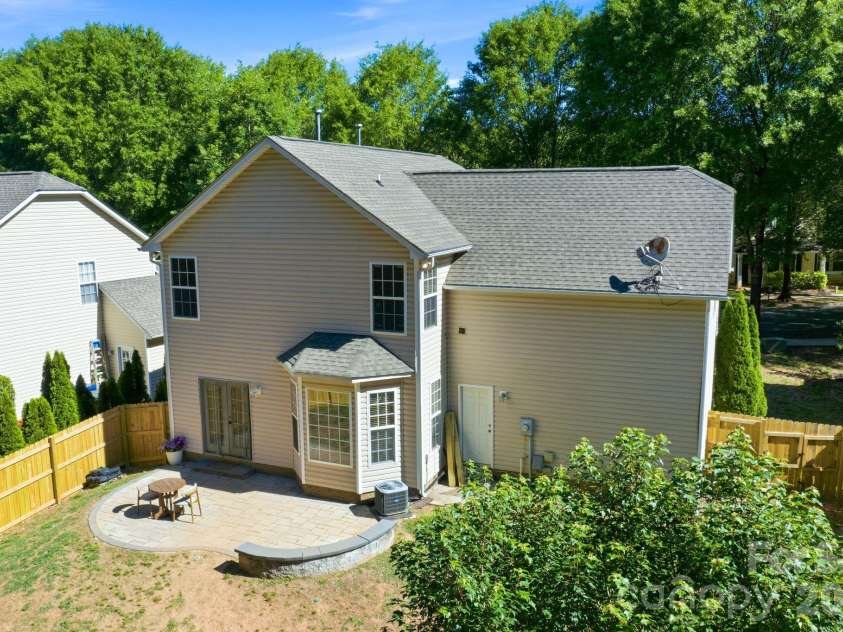 12928 Windy Lea Lane, Huntersville, NC 28078.  MLS# CAR4377036, YatesRealty ID 22405. 