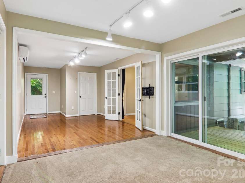 224 Highlands Loop, Maggie Valley, NC 28751.  MLS# CAR4377562, YatesRealty ID 22406. 