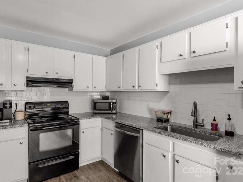 2460 Prince Drive, Lancaster, SC 29720.  MLS# CAR4274942, YatesRealty ID 22406. 