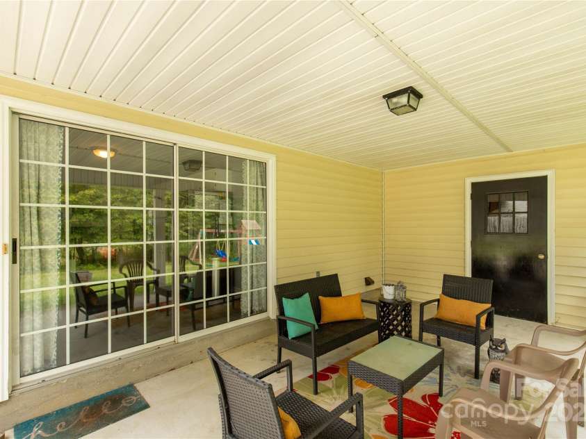 2460 Prince Drive, Lancaster, SC 29720.  MLS# CAR4274942, YatesRealty ID 22406. 