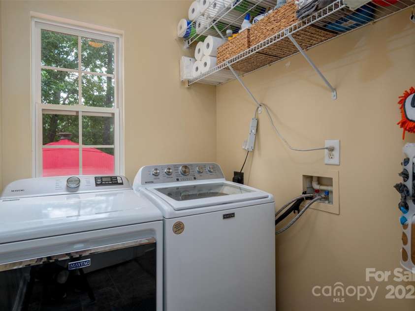 512 Veloce Trail, Fort Mill, SC 29715.  MLS# CAR4274741, YatesRealty ID 22407. Laundry room on main floor
