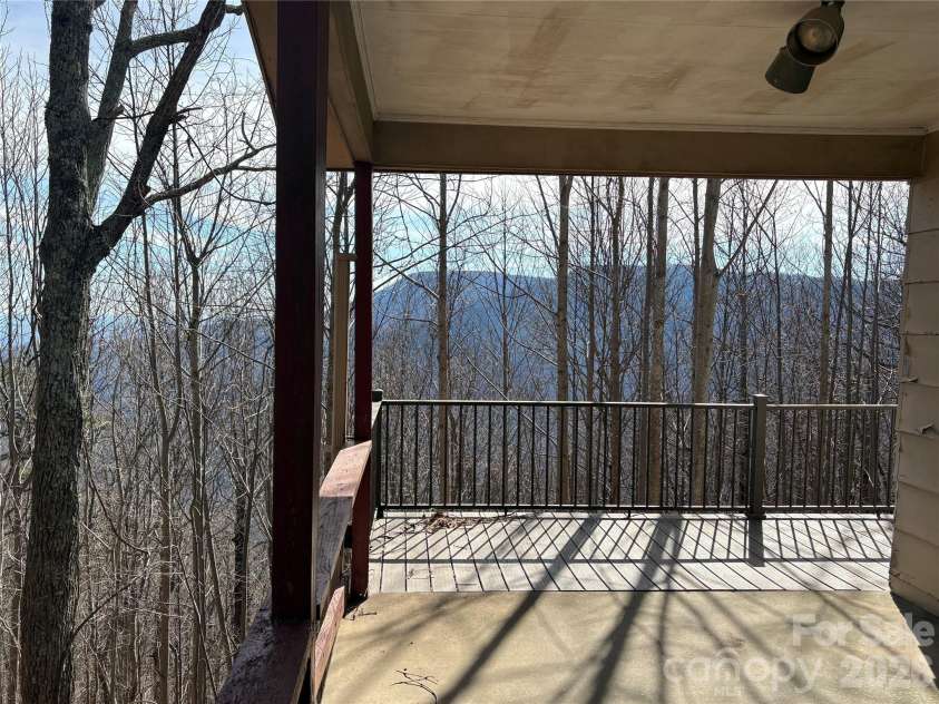 700 Summit Road, Tryon, NC 28782.  MLS# CAR4344125, YatesRealty ID 2241. Close up mountain views - community allows some clearing with permission - for opening views and building.