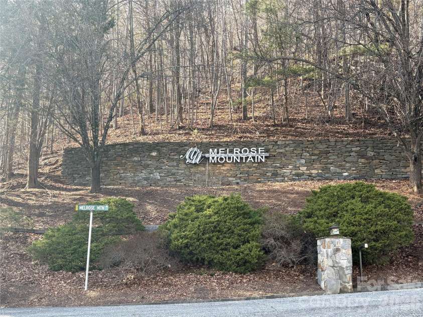 700 Summit Road, Tryon, NC 28782.  MLS# CAR4344125, YatesRealty ID 2241. Melrose Mountain is a private, gated community 
