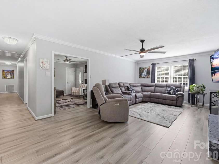 4344 Walker Road, Rock Hill, SC 29730.  MLS# CAR4382212, YatesRealty ID 22410. 