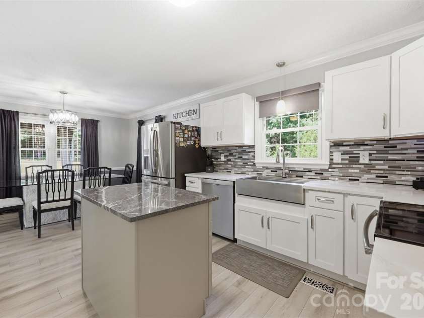 4344 Walker Road, Rock Hill, SC 29730.  MLS# CAR4382212, YatesRealty ID 22410. 