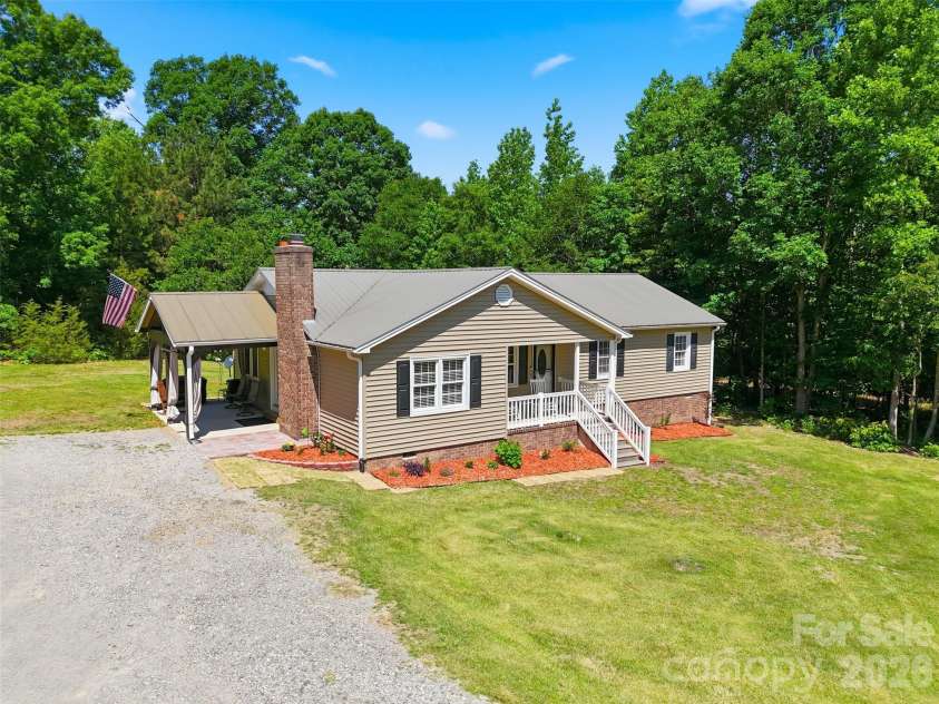 4344 Walker Road, Rock Hill, SC 29730.  MLS# CAR4382212, YatesRealty ID 22410. 