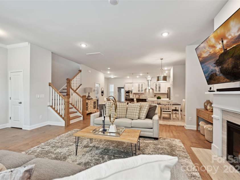 10022 Wayfair Meadow Court, Charlotte, NC 28277.  MLS# CAR4267578, YatesRealty ID 22411. 