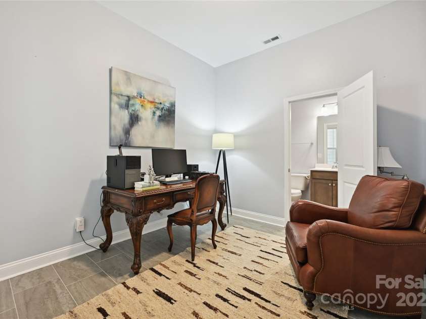 10022 Wayfair Meadow Court, Charlotte, NC 28277.  MLS# CAR4267578, YatesRealty ID 22411. 