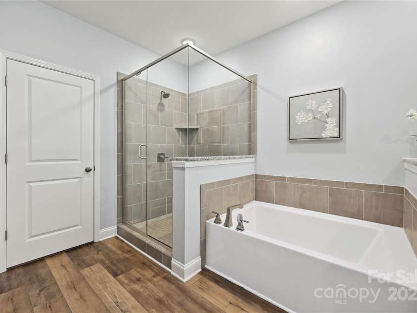 10022 Wayfair Meadow Court, Charlotte, NC 28277.  MLS# CAR4267578, YatesRealty ID 22411. 