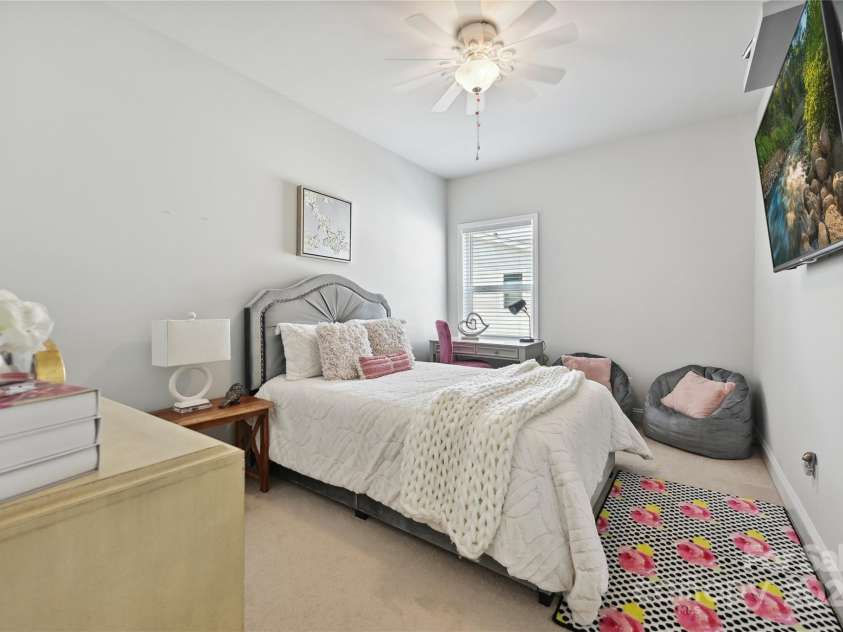 10022 Wayfair Meadow Court, Charlotte, NC 28277.  MLS# CAR4267578, YatesRealty ID 22411. 