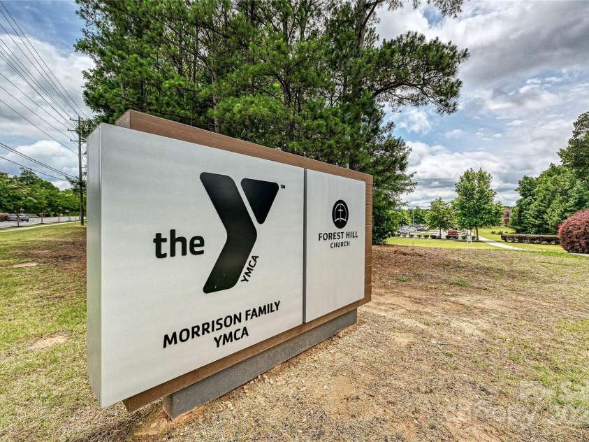 10022 Wayfair Meadow Court, Charlotte, NC 28277.  MLS# CAR4267578, YatesRealty ID 22411. 