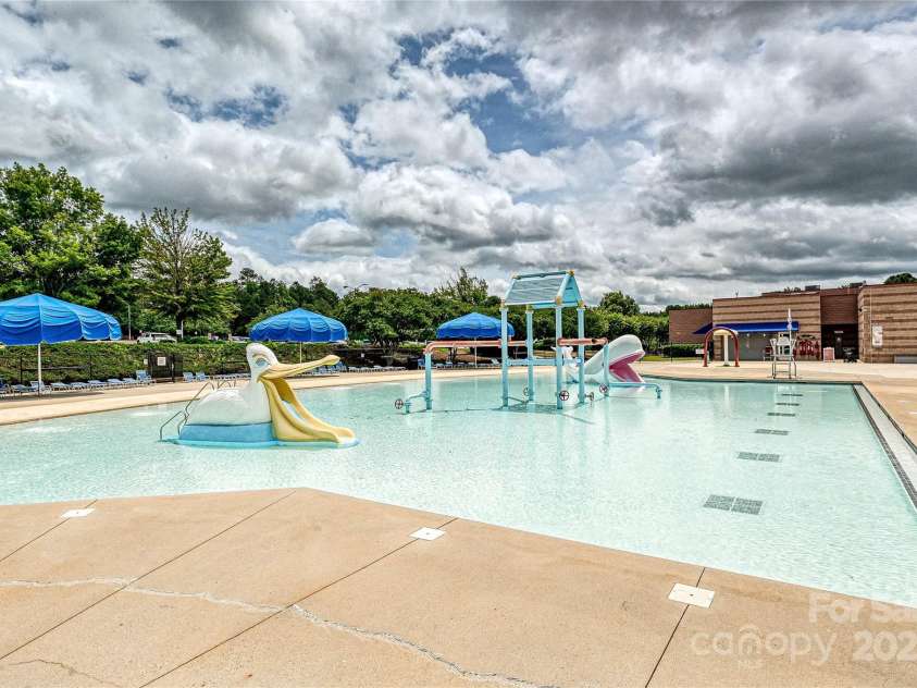 10022 Wayfair Meadow Court, Charlotte, NC 28277.  MLS# CAR4267578, YatesRealty ID 22411. 
