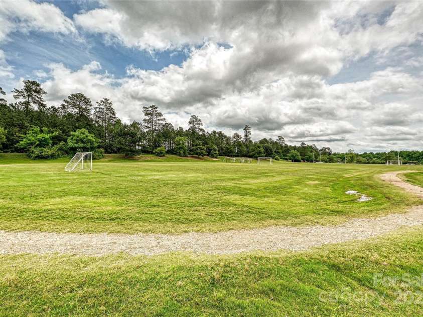 10022 Wayfair Meadow Court, Charlotte, NC 28277.  MLS# CAR4267578, YatesRealty ID 22411. 