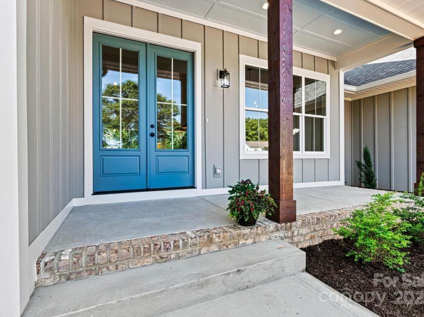 252 Teeter Road, Mooresville, NC 28115.  MLS# CAR4274615, YatesRealty ID 22412. 
