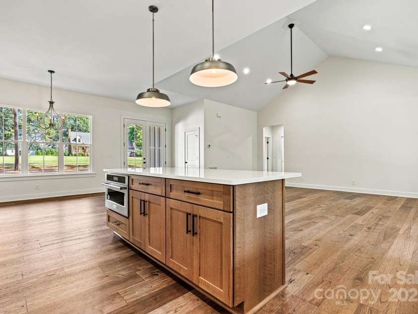 252 Teeter Road, Mooresville, NC 28115.  MLS# CAR4274615, YatesRealty ID 22412. 