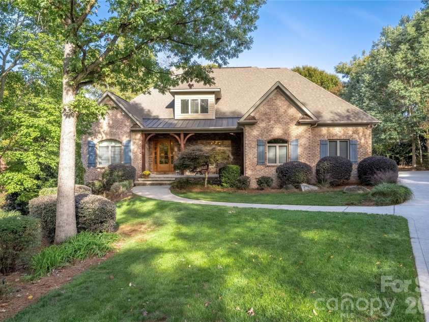 3946 Lake Spring Cove Court, Denver, NC 28037.  MLS# CAR4382283, YatesRealty ID 22412. 