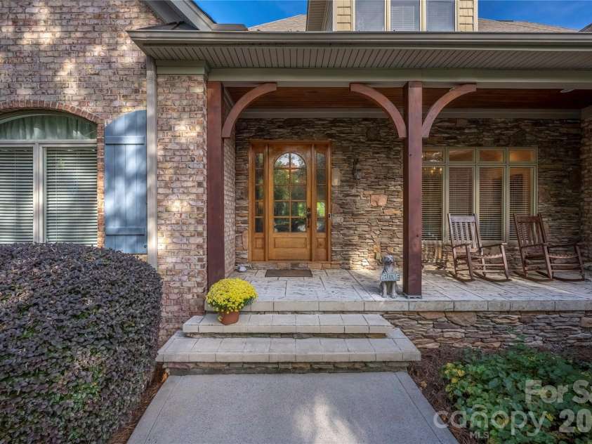 3946 Lake Spring Cove Court, Denver, NC 28037.  MLS# CAR4382283, YatesRealty ID 22412. 