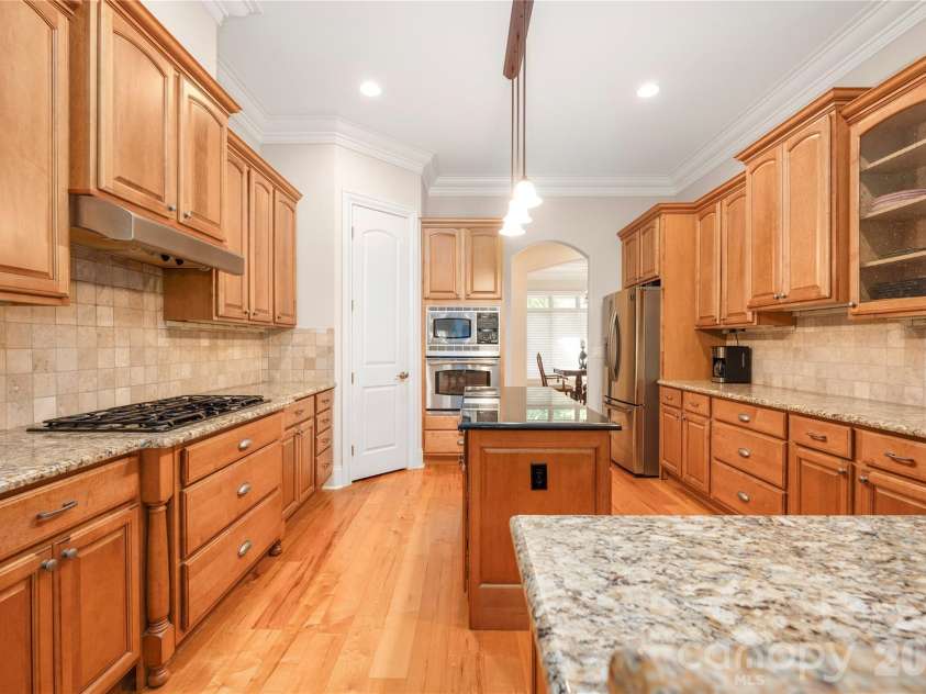 3946 Lake Spring Cove Court, Denver, NC 28037.  MLS# CAR4382283, YatesRealty ID 22412. 
