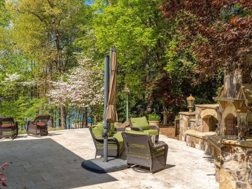 3946 Lake Spring Cove Court, Denver, NC 28037.  MLS# CAR4382283, YatesRealty ID 22412. 