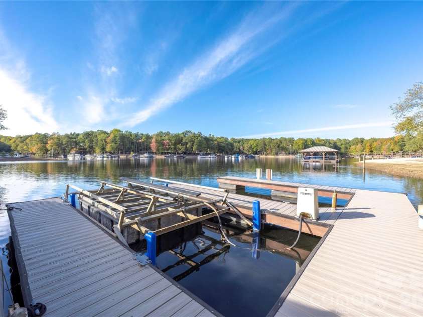 3946 Lake Spring Cove Court, Denver, NC 28037.  MLS# CAR4382283, YatesRealty ID 22412. 