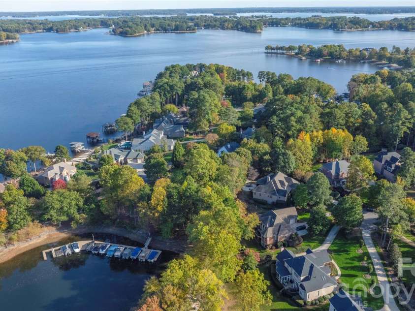 3946 Lake Spring Cove Court, Denver, NC 28037.  MLS# CAR4382283, YatesRealty ID 22412. 