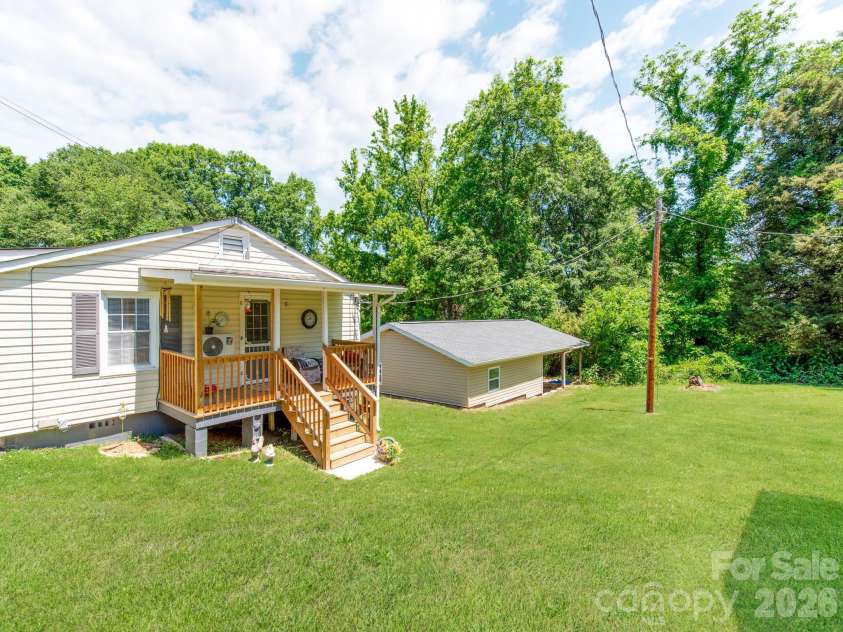 102 Lanier Street, Mount Holly, NC 28120.  MLS# CAR4381690, YatesRealty ID 22413. 