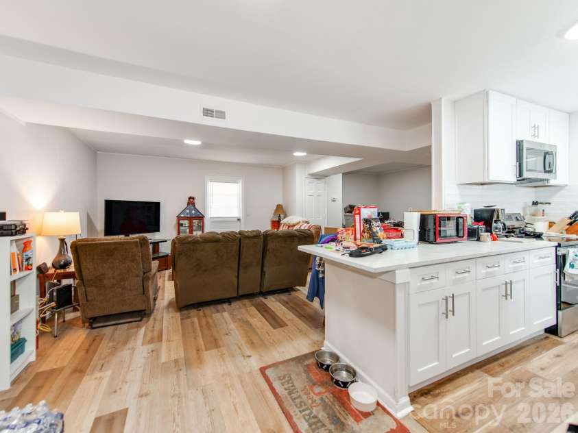 102 Lanier Street, Mount Holly, NC 28120.  MLS# CAR4381690, YatesRealty ID 22413. 