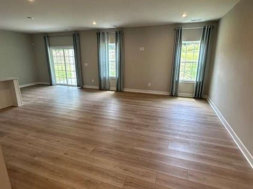 1411 Cottage Green Drive, Monroe, NC 28112.  MLS# CAR4275637, YatesRealty ID 22414. Living room