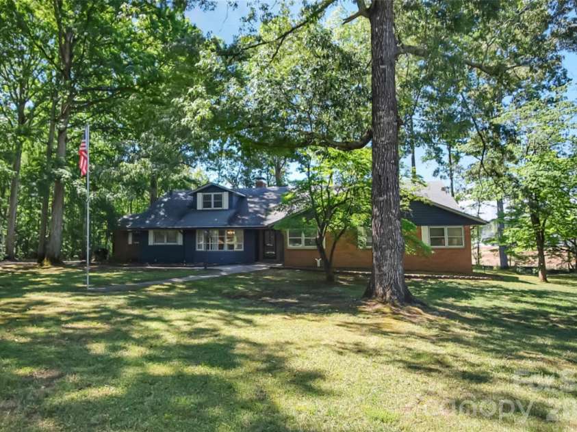 808 Old Mt Holly Road, Stanley, NC 28164.  MLS# CAR4382491, YatesRealty ID 22416. 
