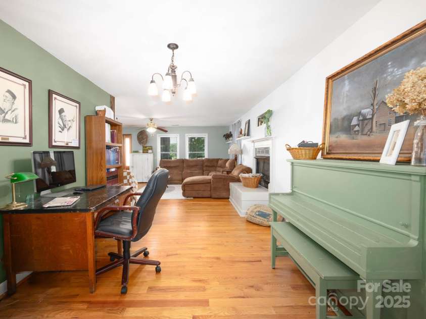 170 Eagle Drive, Salisbury, NC 28144.  MLS# CAR4274556, YatesRealty ID 22419. 