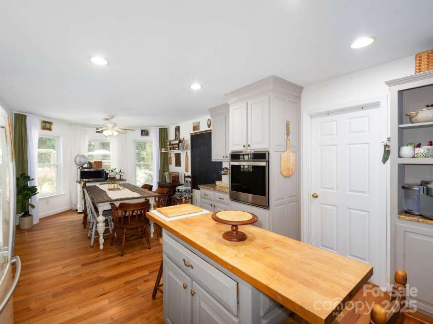 170 Eagle Drive, Salisbury, NC 28144.  MLS# CAR4274556, YatesRealty ID 22419. 