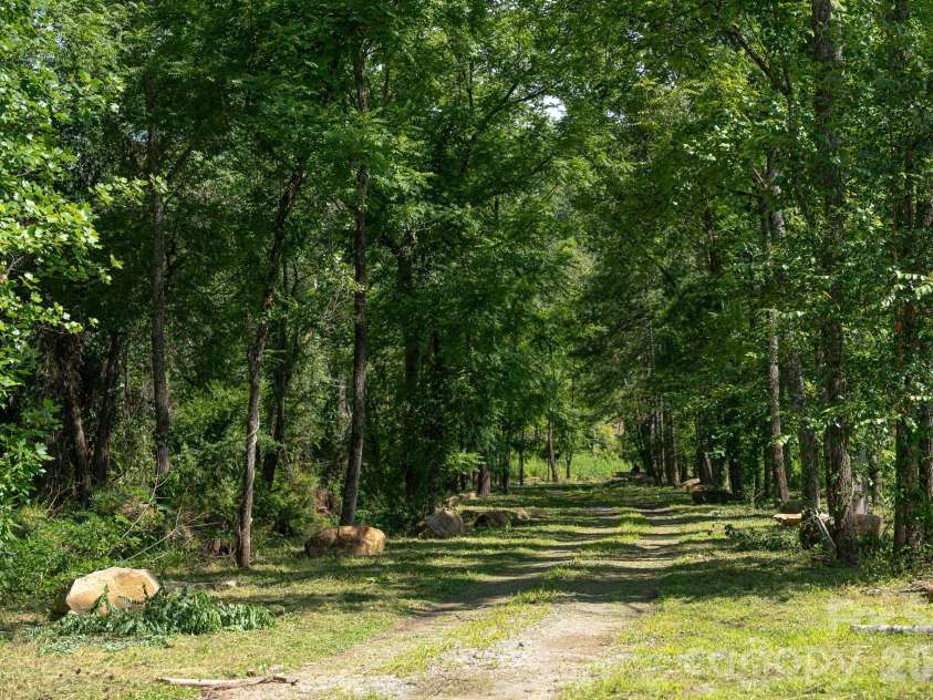 413 Big Hill Drive, Arden, NC 28704.  MLS# CAR4334677, YatesRealty ID 2242. 