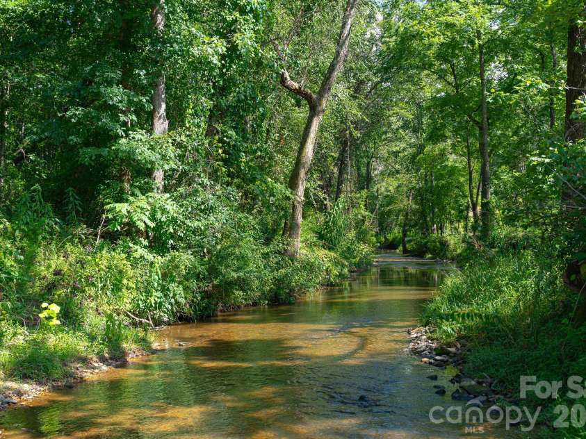 413 Big Hill Drive, Arden, NC 28704.  MLS# CAR4334677, YatesRealty ID 2242. 