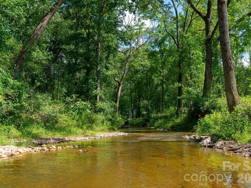 413 Big Hill Drive, Arden, NC 28704.  MLS# CAR4334677, YatesRealty ID 2242. 