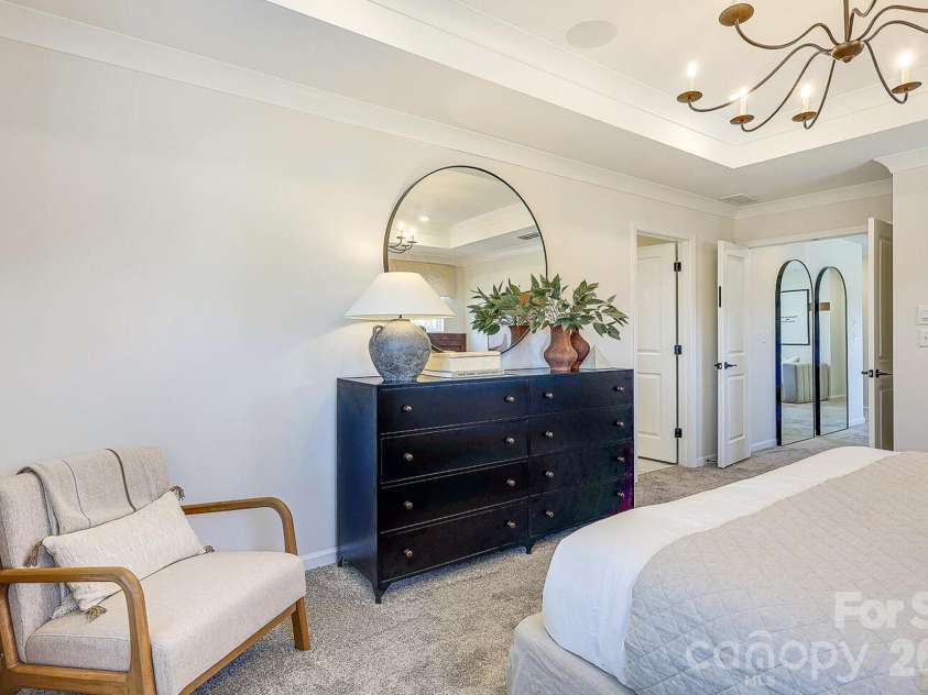 2007 Bayou Trace Drive, Charlotte, NC 28262.  MLS# CAR4382736, YatesRealty ID 22420. 