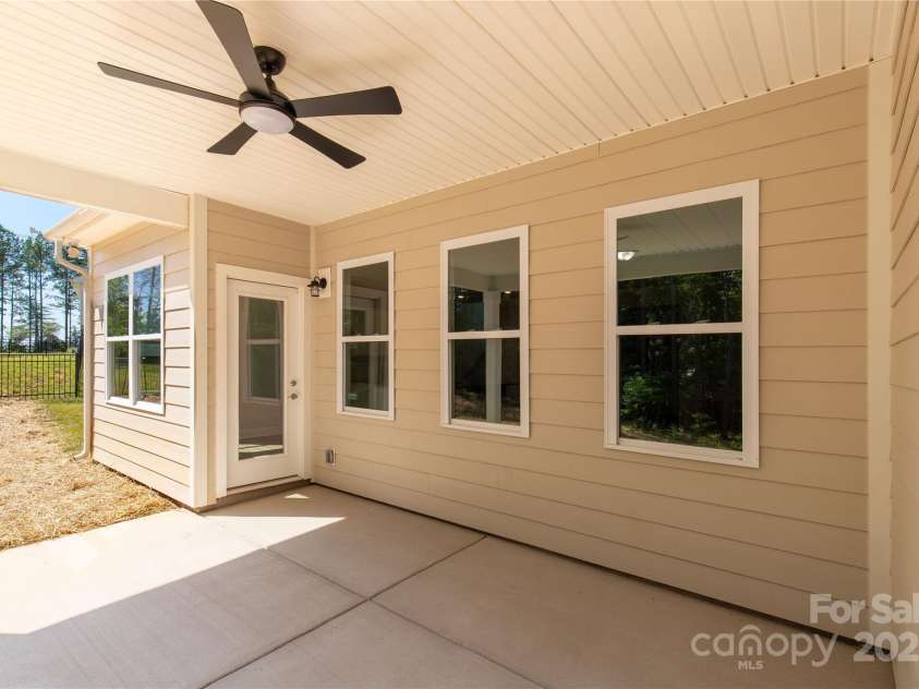 5208 Admirals Landing, Lancaster, SC 29720.  MLS# CAR4272133, YatesRealty ID 22421. 