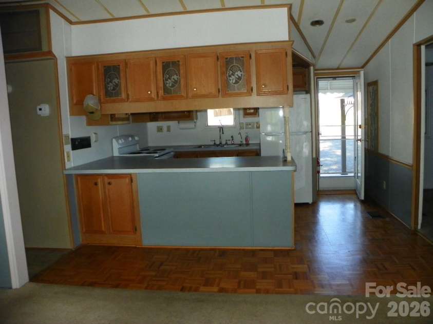 105 Dogwood Circle, New London, NC 28127.  MLS# CAR4382774, YatesRealty ID 22423. Kitchen