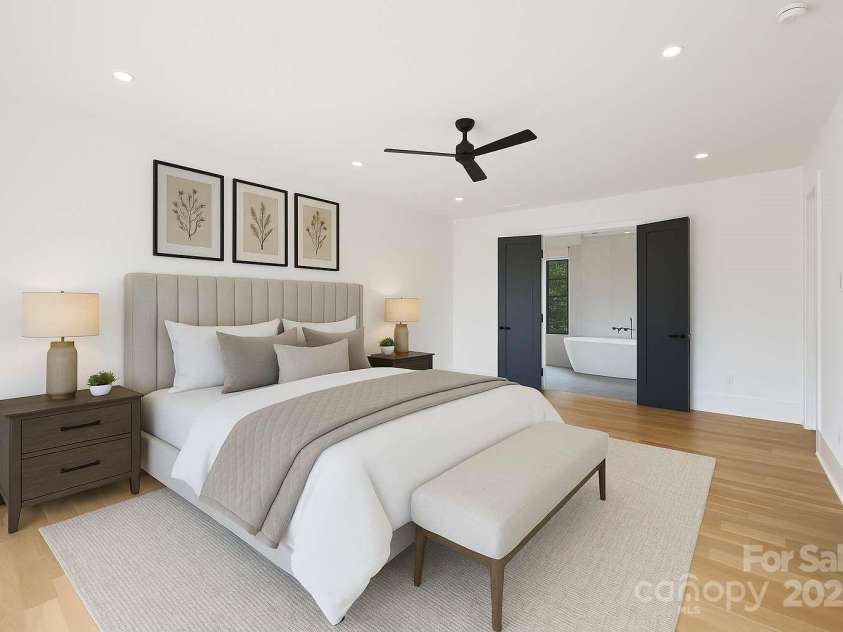 1511 Waverly Avenue, Charlotte, NC 28203.  MLS# CAR4293317, YatesRealty ID 22424. Virtually staged