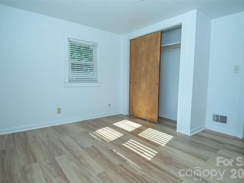 3036 Flat Gap Road, Valdese, NC 28690.  MLS# CAR4382777, YatesRealty ID 22424. 