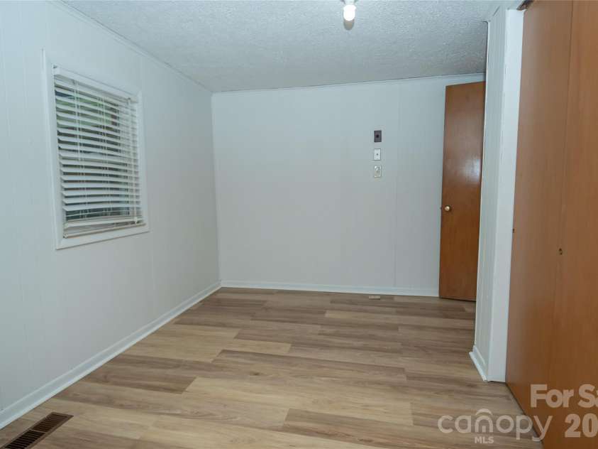 3036 Flat Gap Road, Valdese, NC 28690.  MLS# CAR4382777, YatesRealty ID 22424. 