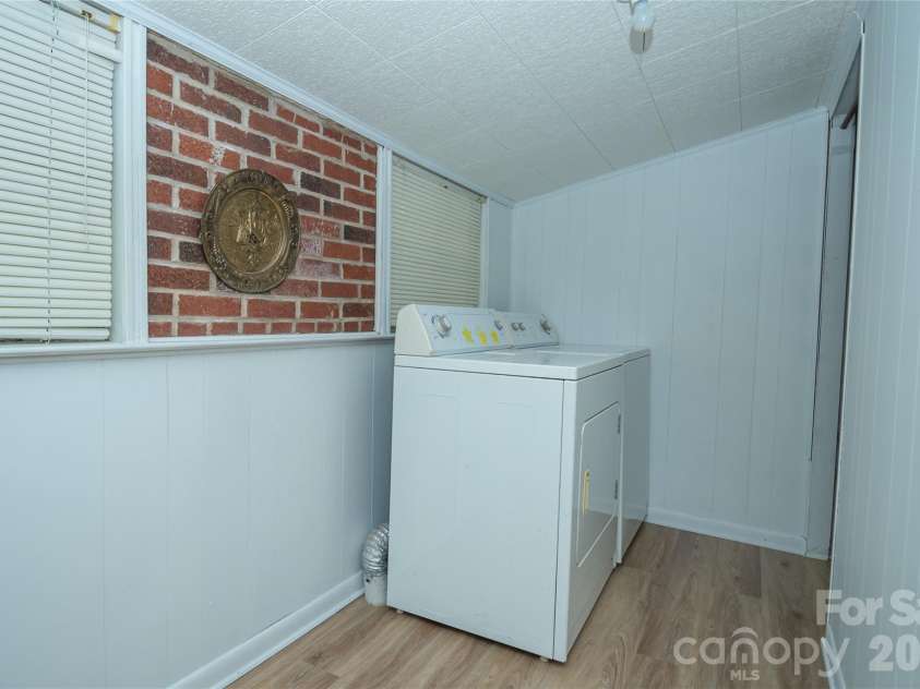 3036 Flat Gap Road, Valdese, NC 28690.  MLS# CAR4382777, YatesRealty ID 22424. 