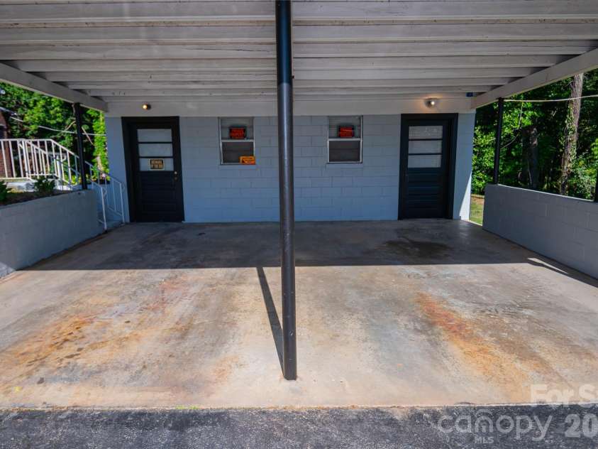 3036 Flat Gap Road, Valdese, NC 28690.  MLS# CAR4382777, YatesRealty ID 22424. 