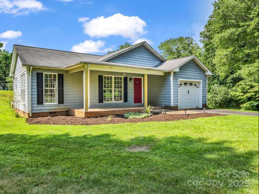 175 Sundance Drive, Rutherfordton, NC 28139.  MLS# CAR4274340, YatesRealty ID 22427. 