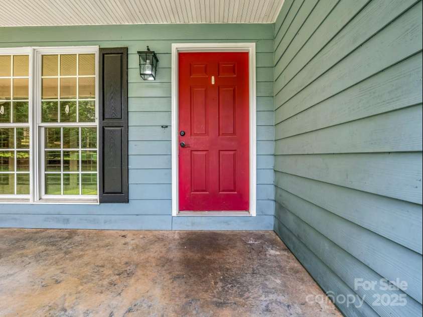 175 Sundance Drive, Rutherfordton, NC 28139.  MLS# CAR4274340, YatesRealty ID 22427. 